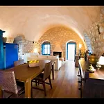 Arapakis Historic Castle