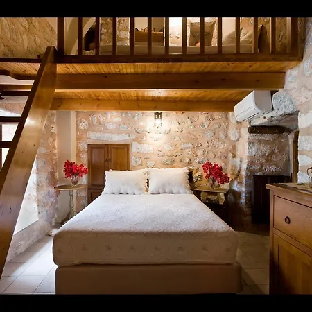 Arapakis Historic Castle Aparthotel 4*