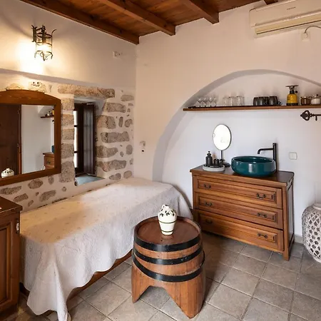 Hotel apartamentowy Arapakis Historic Castle 4*
