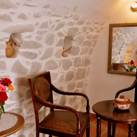 Arapakis Historic Castle Hotel apartamentowy