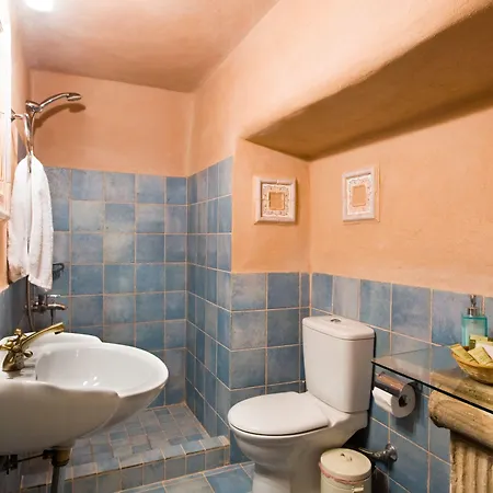 Hotel apartamentowy Arapakis Historic Castle 4*