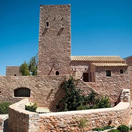 Arapakis Historic Castle Aparthotel