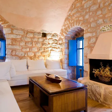 Arapakis Historic Castle Aparthotel