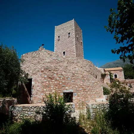 Hotel apartamentowy Arapakis Historic Castle
