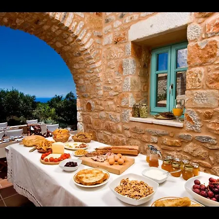 Aparthotel Arapakis Historic Castle 4*