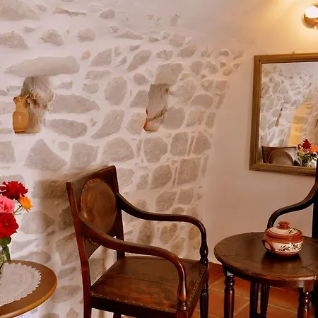 Aparthotel Arapakis Historic Castle 4*