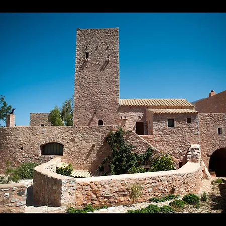 Arapakis Historic Castle Pyrgos Dirou