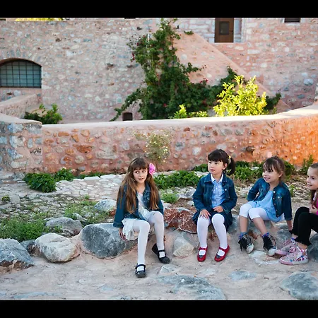 Arapakis Historic Castle Aparthotel