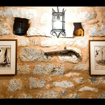 Arapakis Historic Castle 4*