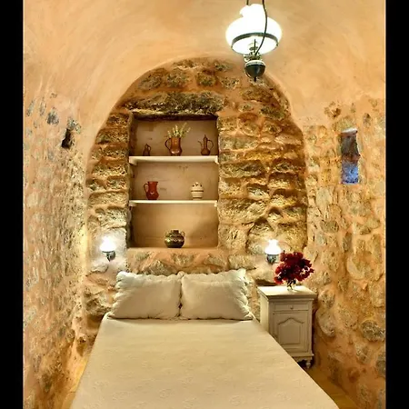 Arapakis Historic Castle