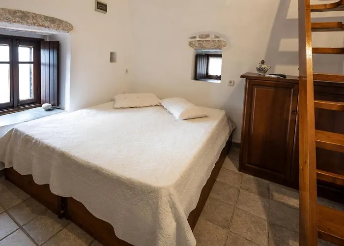 Arapakis Historic Castle Appart hôtel