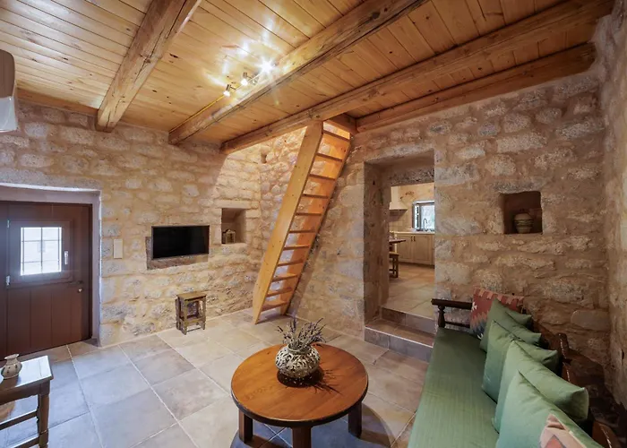 Appart hôtel Arapakis Historic Castle Pírgos Dhiroú