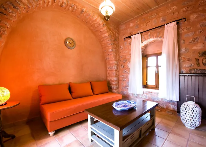 Arapakis Historic Castle Aparthotel 4*