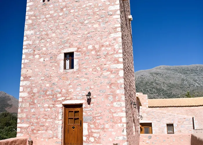 Aparthotel Arapakis Historic Castle 4*