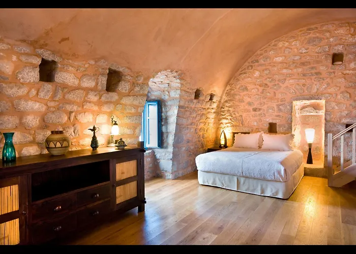 Arapakis Historic Castle 4*