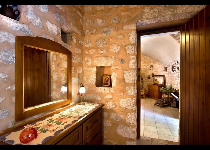 Arapakis Historic Castle